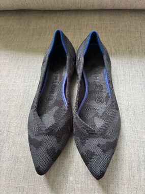 Rothy's Flats for Women, Black Camo, Size 6.5